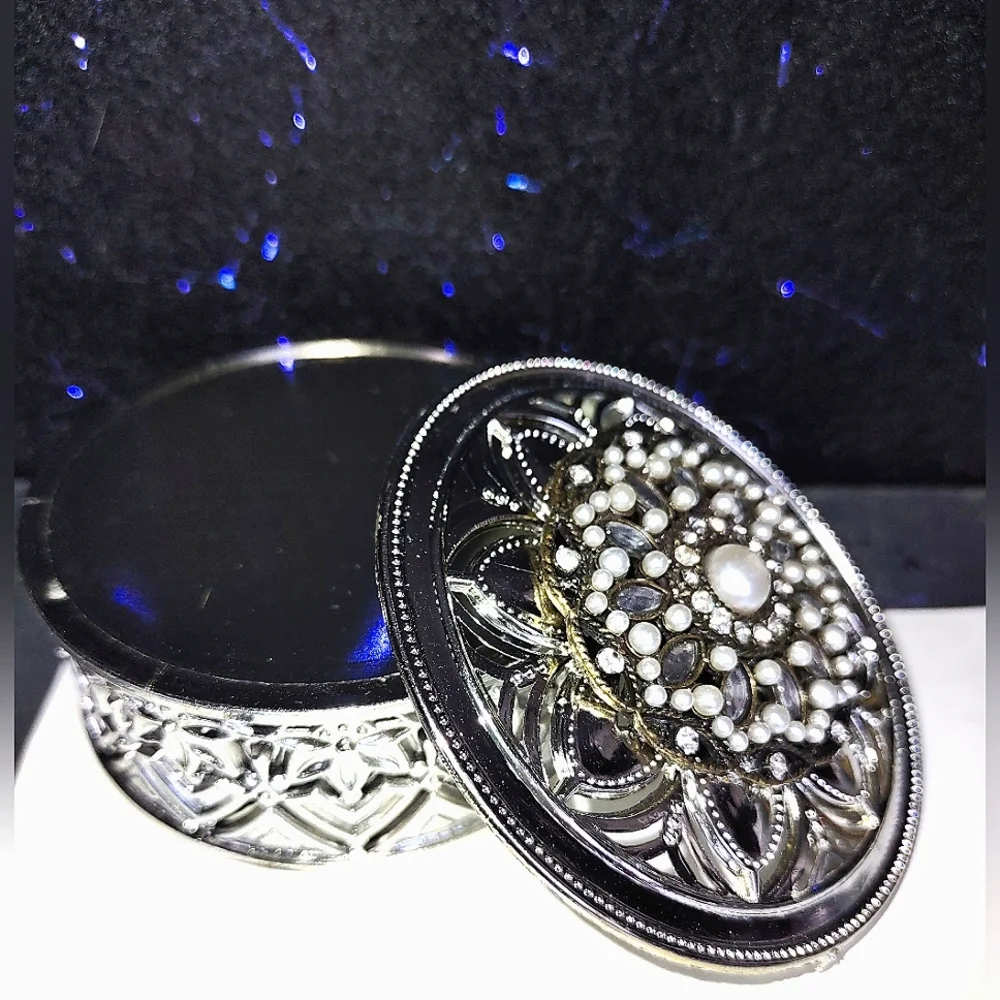 Silver Fancy Round Jeweled Container w/ Embellished Lid